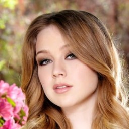 Alaina Fox