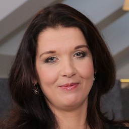 Fernanda Jones