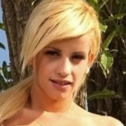 Carol Castro
