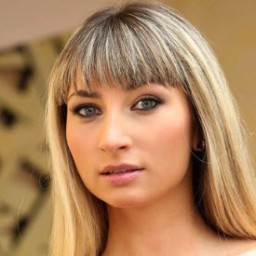 Caroline Stone