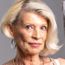 Eva Delage