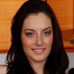 Nikki Lavay