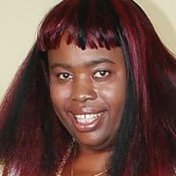 Vanessa Bazoomz