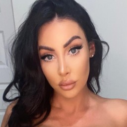 Mila Amora