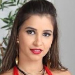 Safira Prado