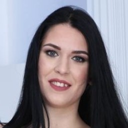 Sarah Simons