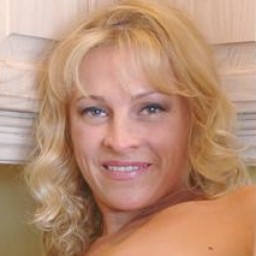Danielle Frost