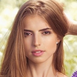 Emelie Crystal