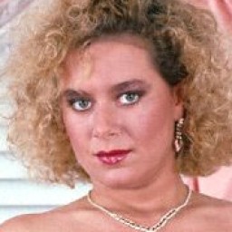 Dee Dee Reeves