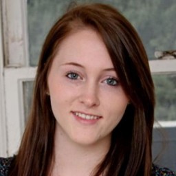 Holly Nowell