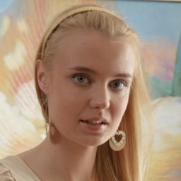 Chloe Blue