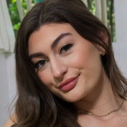 Mae Milano