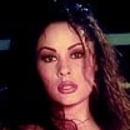 Leslie Glass