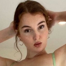 Zoe Rose