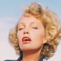Suze Randall