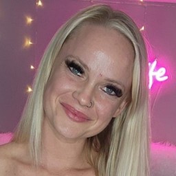 CJ Hot Wife