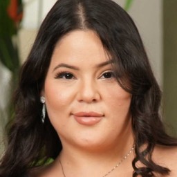 Dani Valentina