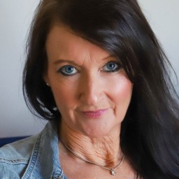 Gemma Stone