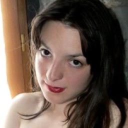 Héléna Bella